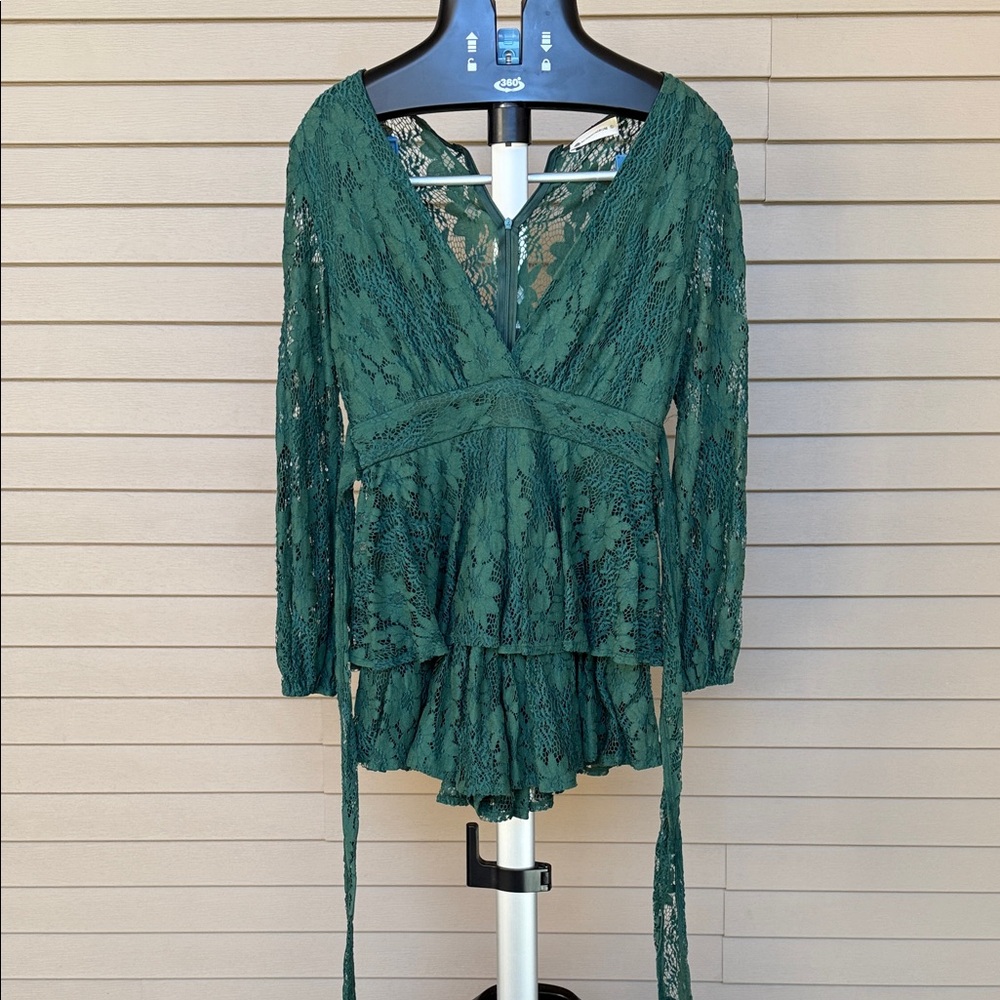 Elegant Green Lace Romper Dress